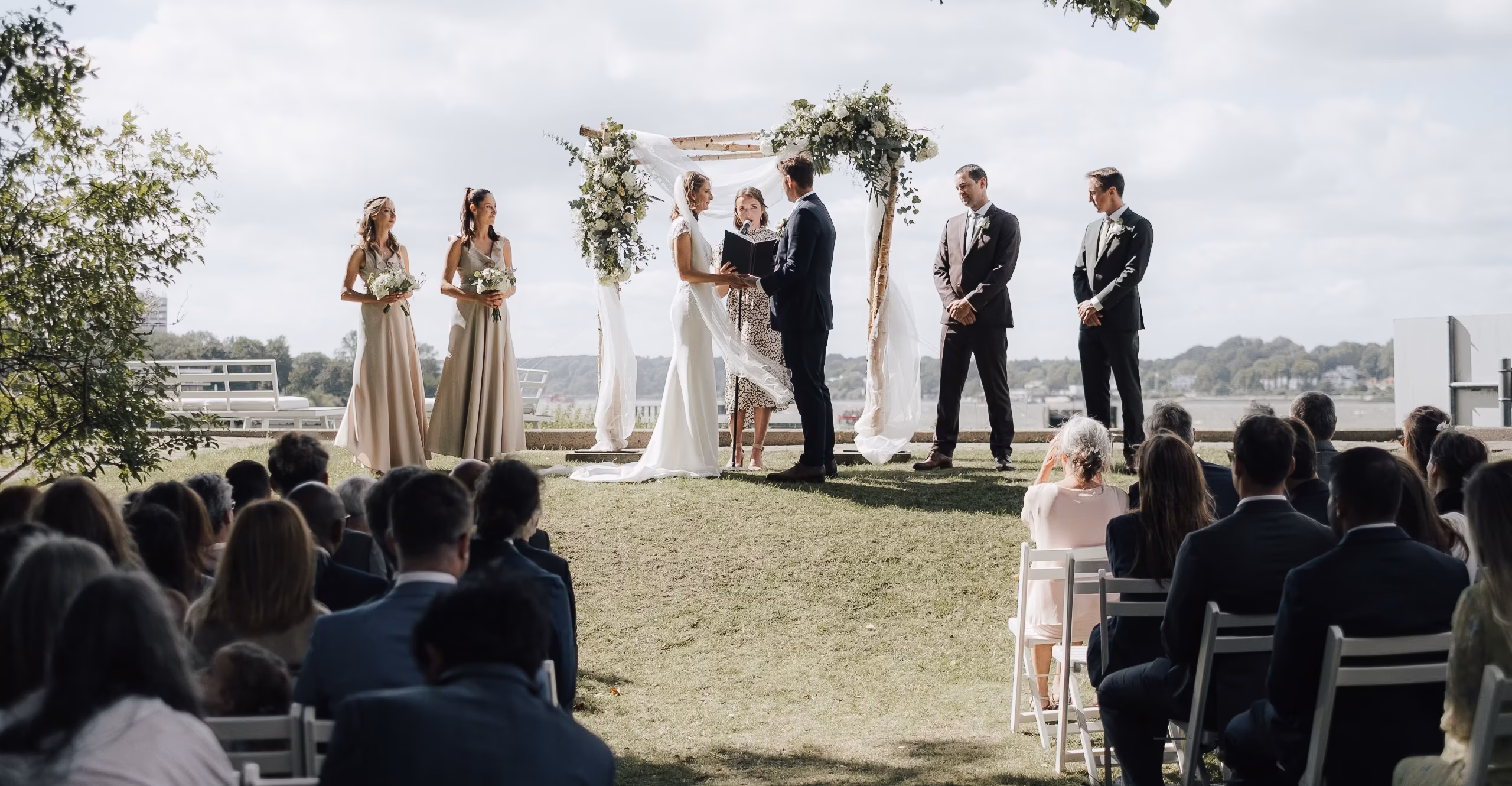 Freie Trauung in der Villa am Jachthafen